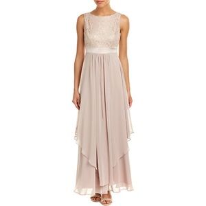 Eliza J Lace Gown Size 6 EUC